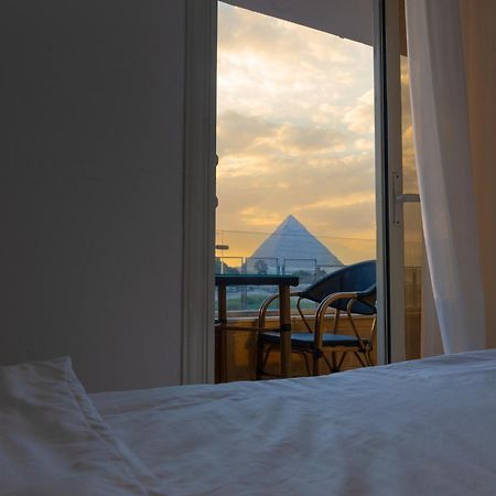 Pyramids Land Palace Kafret el-Gabal Esterno foto