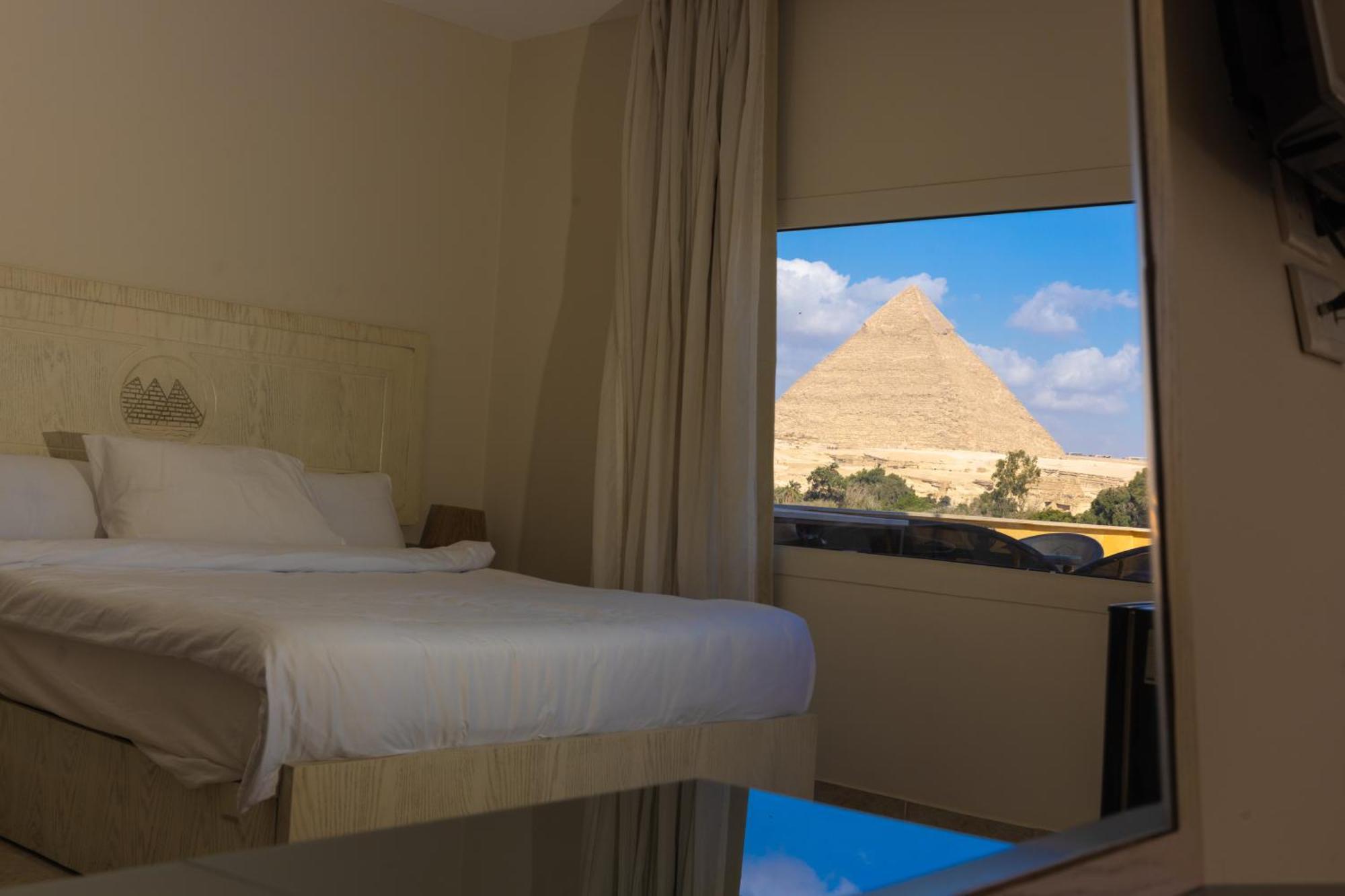 Pyramids Land Palace Kafret el-Gabal Esterno foto